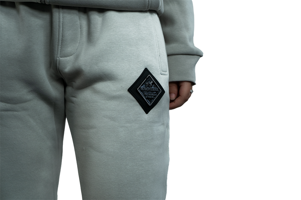 GREY JOGGER